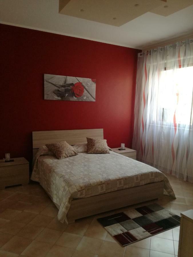 Casa Vacanza Petrulli Zafferana Etnea Exterior foto