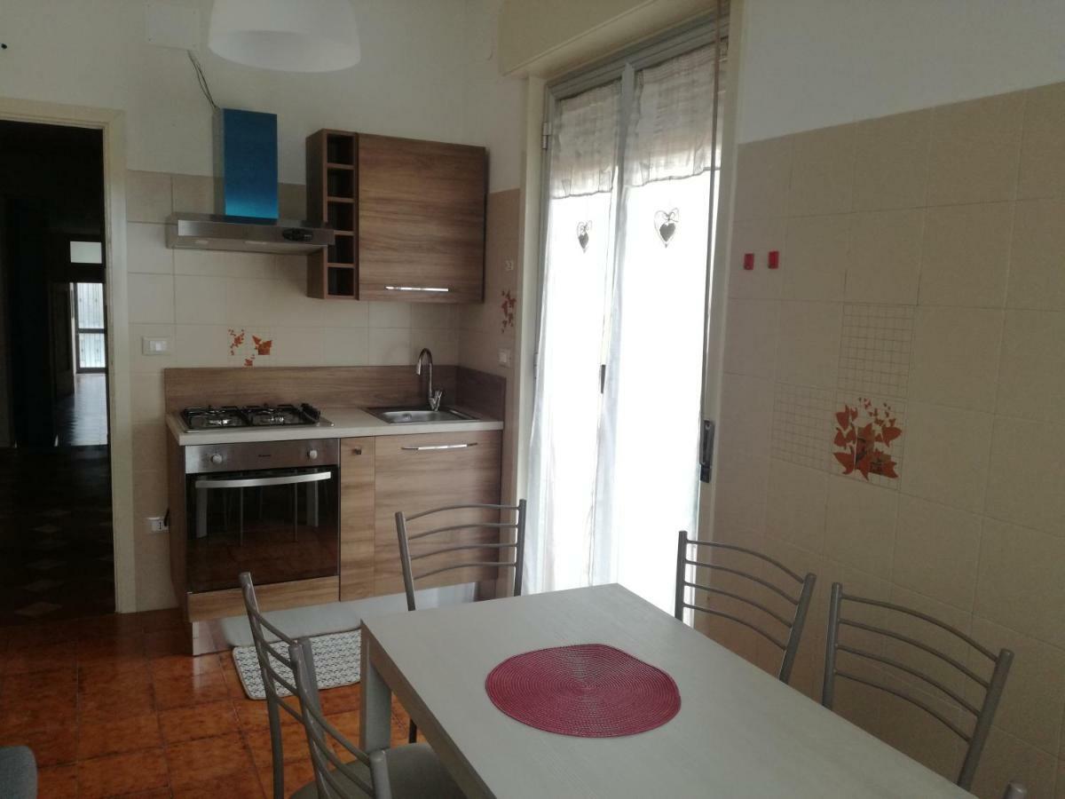 Casa Vacanza Petrulli Zafferana Etnea Exterior foto