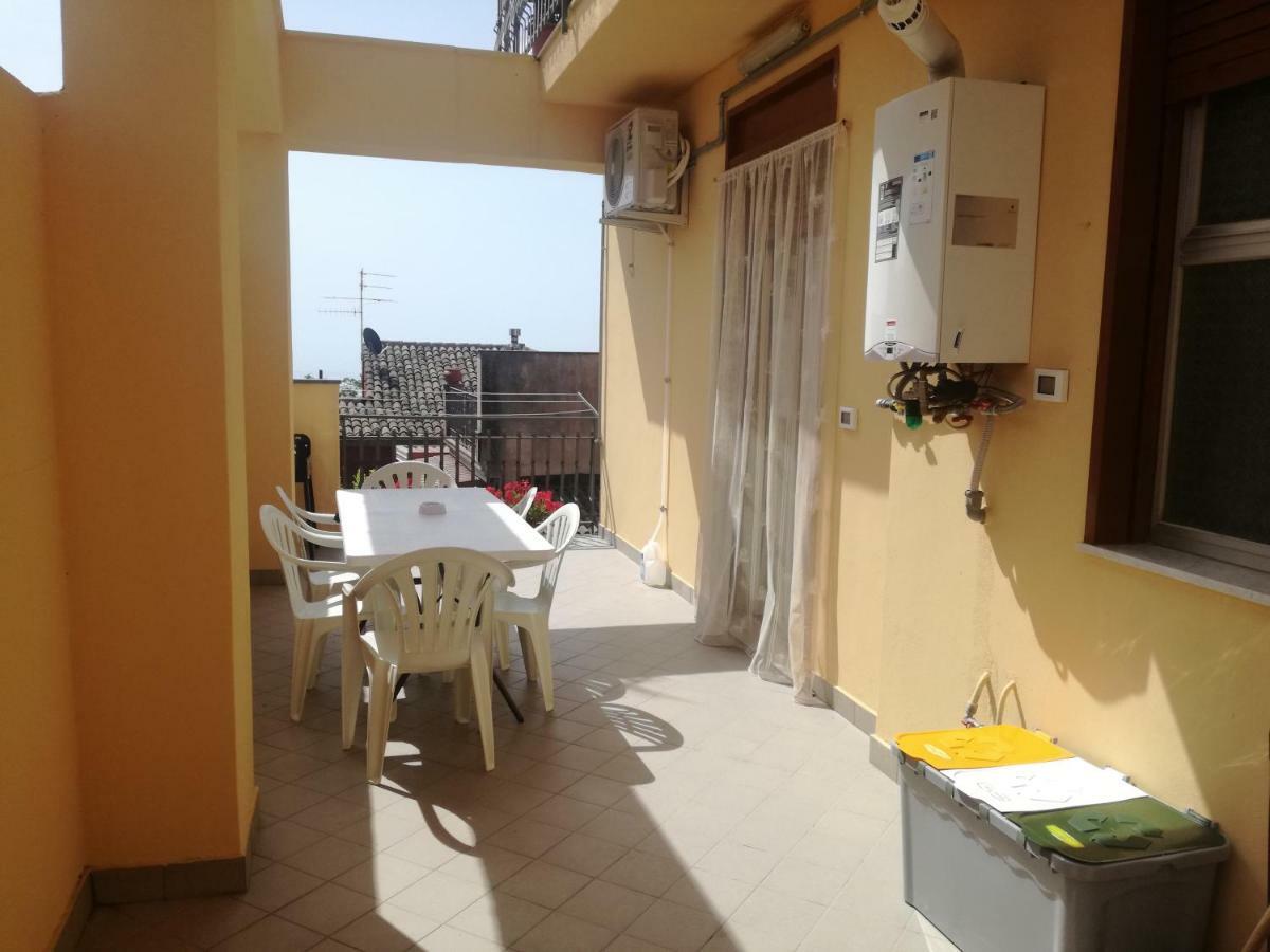 Casa Vacanza Petrulli Zafferana Etnea Exterior foto